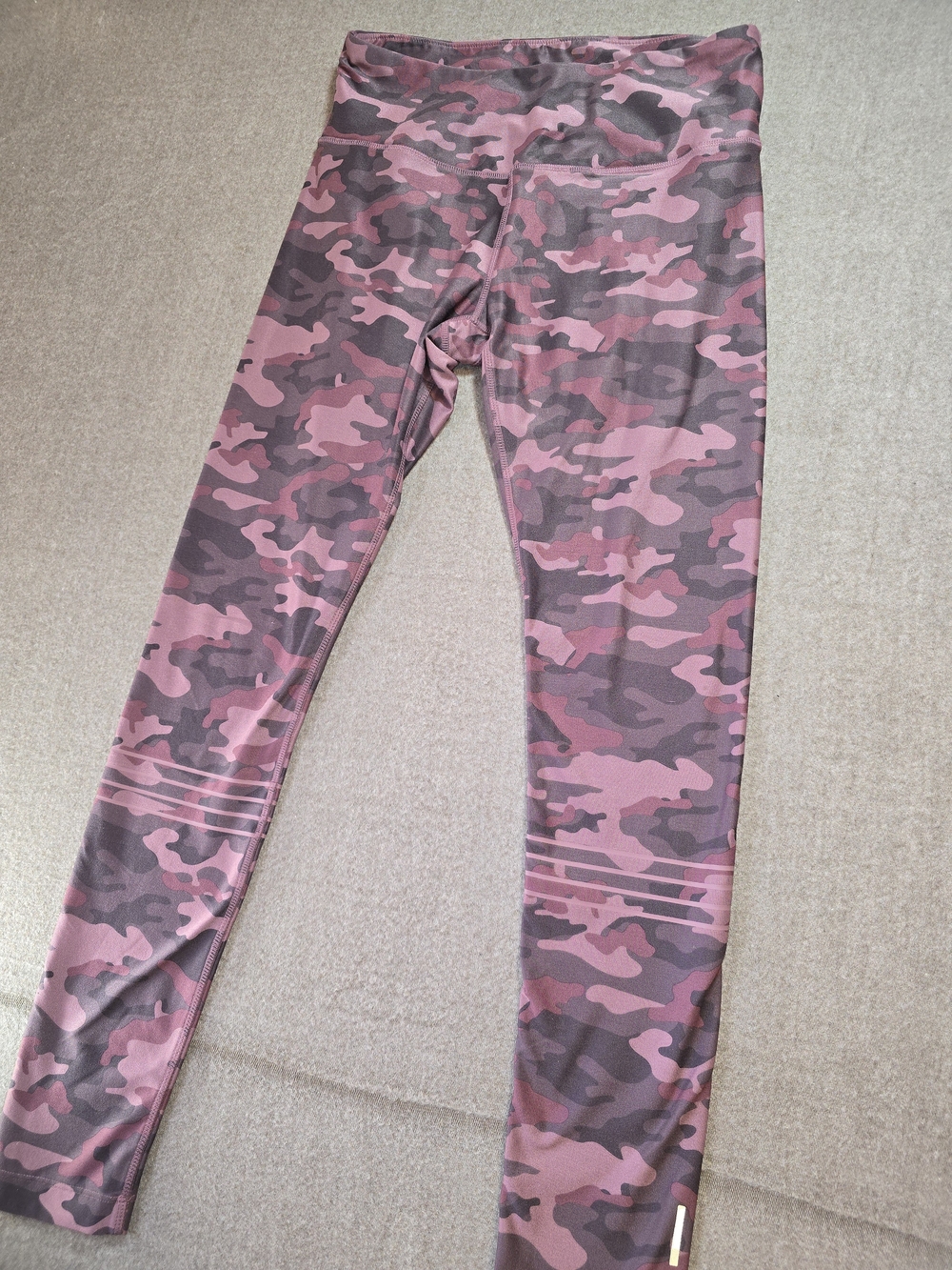 Mondetta Burgundy Pink Camo Active Leggings Womens Med